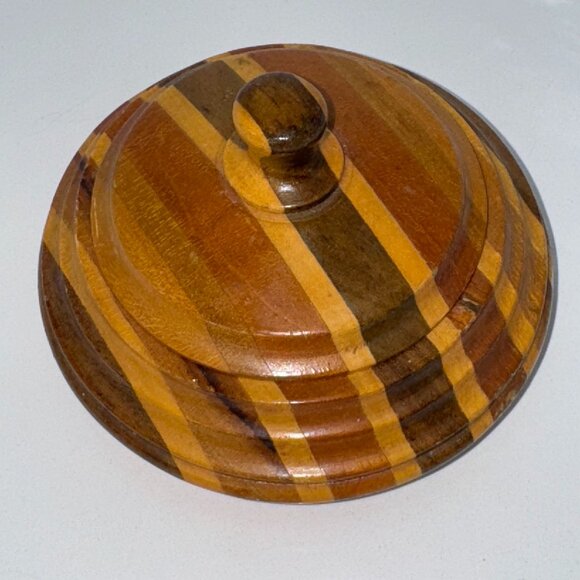 VTG Round Hand Turned Wooden Bowl Trinket Box Lid Multicoloured Jamaica *read* - Picture 2 of 8